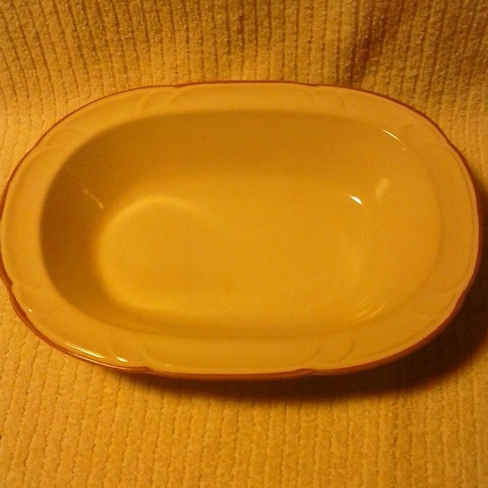 Victoriana Pattern China - Oval Serving Bowl
